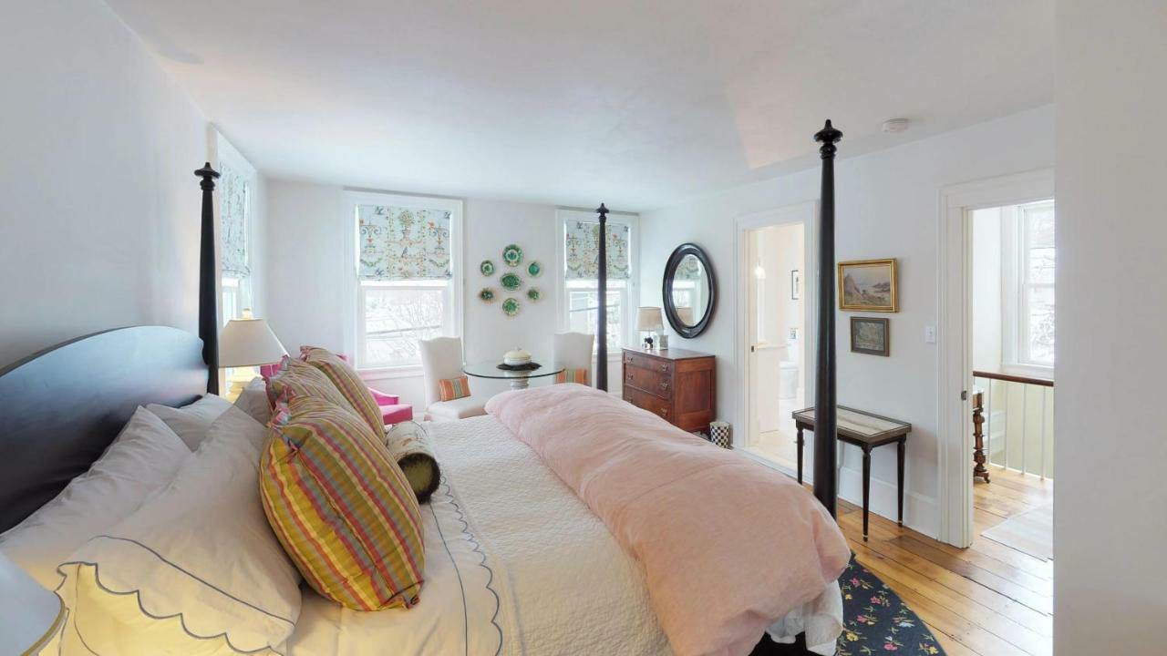34 State "Historic Luxury Suites" 스캐니틀리스 외부 사진